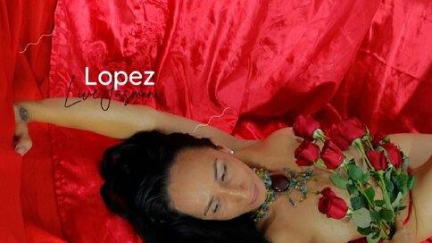 Chat With LornaLopez Now